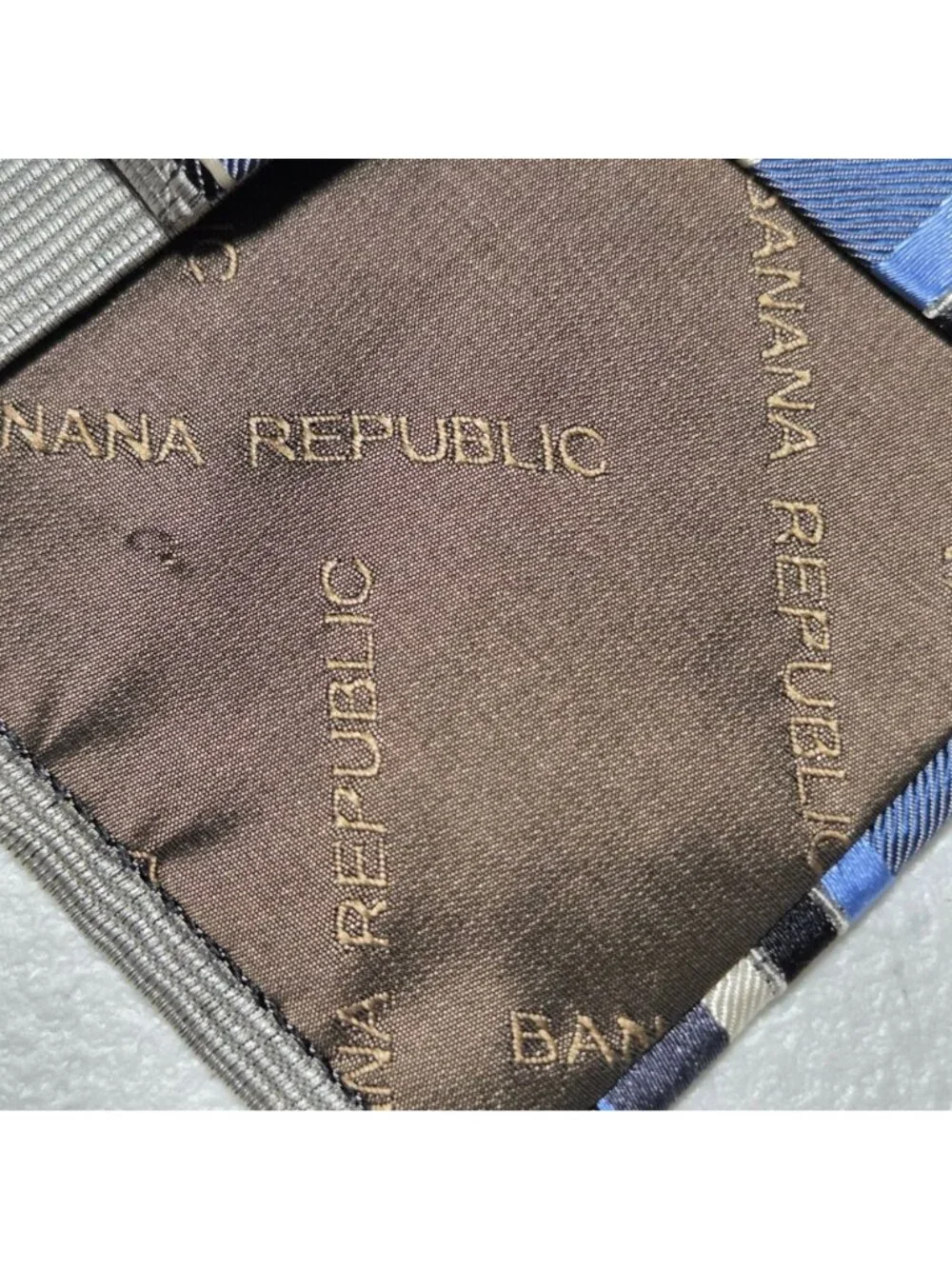 Banana Republic tired blending
